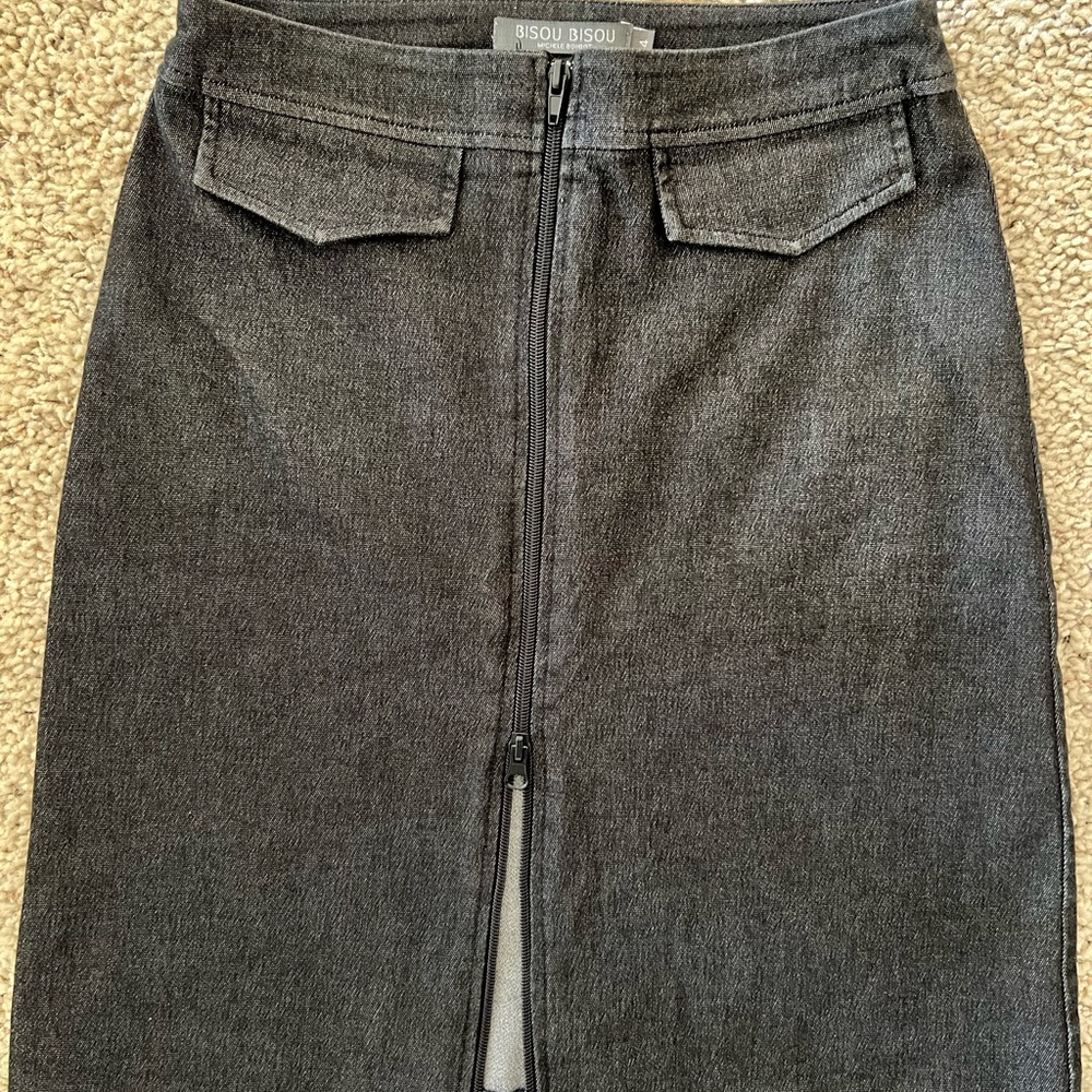 Bisou Bisou Women's Gray Skirt